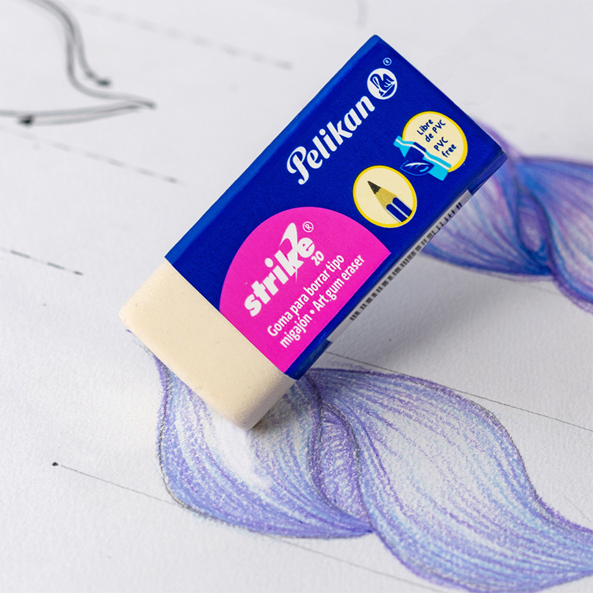 Goma Migajón Pelikan Blanco Strike 20